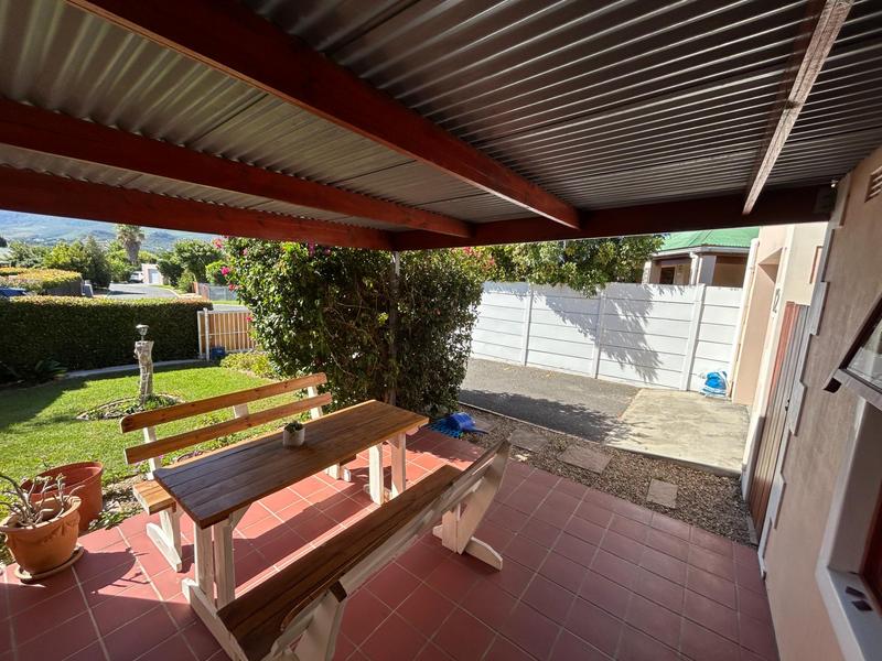 To Let 3 Bedroom Property for Rent in Milkwood Park Western Cape